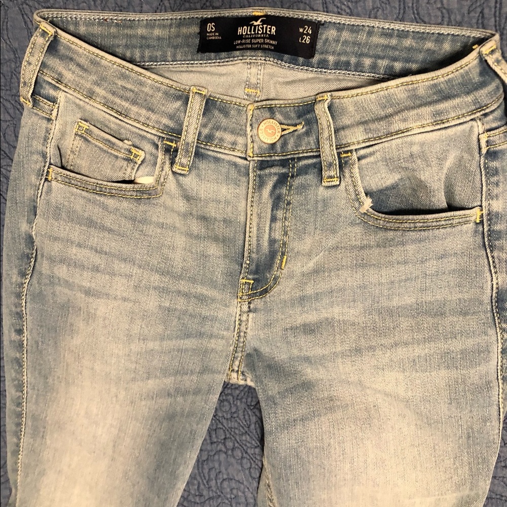 Hollister low rise skinny jeans